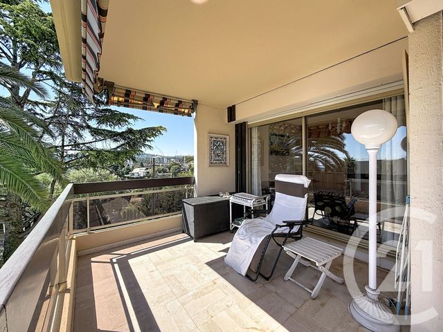 Appartement F3 &agrave; vendre - 3 pi&egrave;ces - 60,05 m2 - Antibes - 06 - PROVENCE-ALPES-COTE-D-AZUR