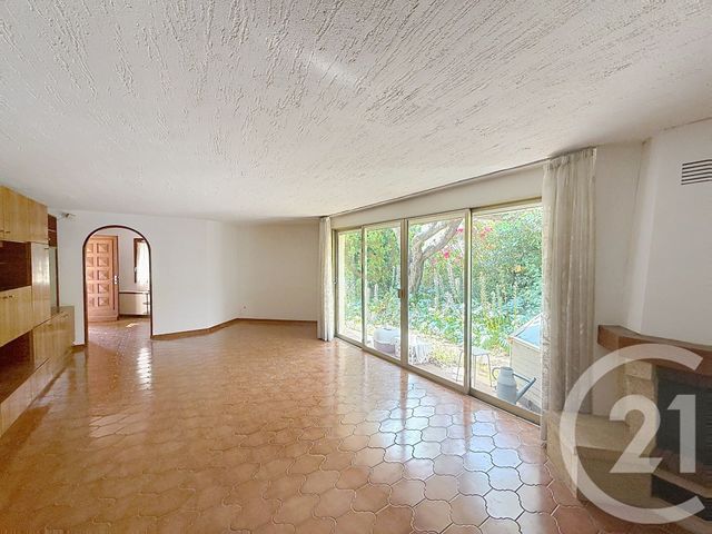 Maison &agrave; vendre - 4 pi&egrave;ces - 125,20 m2 - Antibes - 06 - PROVENCE-ALPES-COTE-D-AZUR