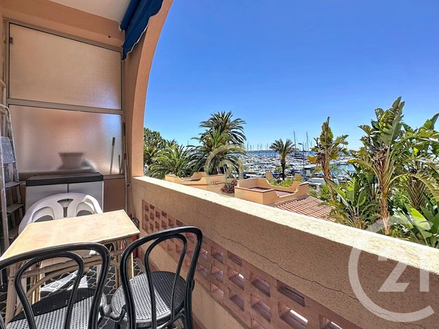 Appartement F1 &agrave; louer - 1 pi&egrave;ce - 25 m2 - Le Golfe Juan - 06 - PROVENCE-ALPES-COTE-D-AZUR