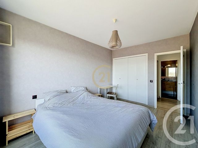Appartement F3 &agrave; louer - 3 pi&egrave;ces - 74,01 m2 - Antibes - 06 - PROVENCE-ALPES-COTE-D-AZUR