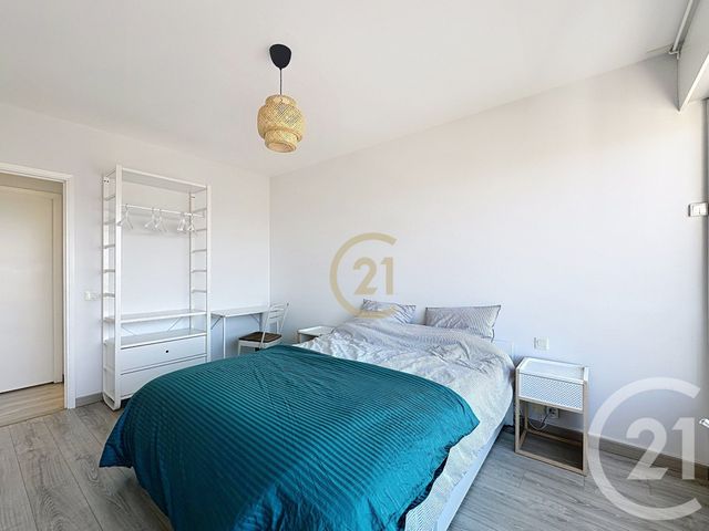 Appartement F3 &agrave; louer - 3 pi&egrave;ces - 74,01 m2 - Antibes - 06 - PROVENCE-ALPES-COTE-D-AZUR