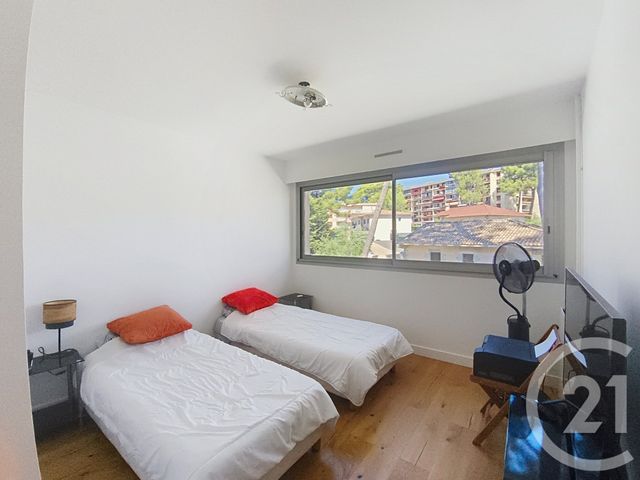 Appartement F4 &agrave; vendre - 4 pi&egrave;ces - 80,65 m2 - Le Cannet - 06 - PROVENCE-ALPES-COTE-D-AZUR