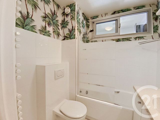 Appartement Studio &agrave; vendre - 1 pi&egrave;ce - 28,41 m2 - Antibes - 06 - PROVENCE-ALPES-COTE-D-AZUR