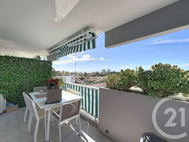 Appartement F3 &agrave; vendre - 3 pi&egrave;ces - 61,59 m2 - Antibes - 06 - PROVENCE-ALPES-COTE-D-AZUR