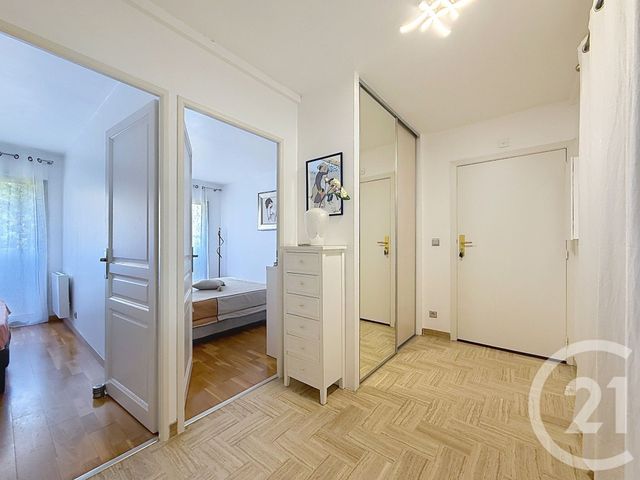 Appartement F3 &agrave; vendre - 3 pi&egrave;ces - 61,59 m2 - Antibes - 06 - PROVENCE-ALPES-COTE-D-AZUR