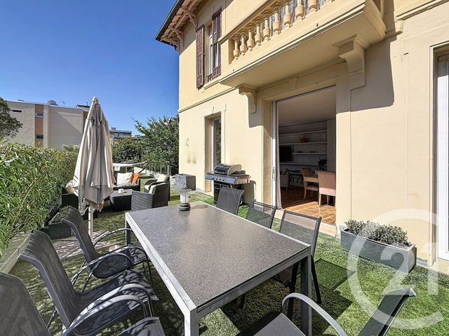 Appartement Duplex &agrave; vendre - 6 pi&egrave;ces - 131,63 m2 - Antibes - 06 - PROVENCE-ALPES-COTE-D-AZUR