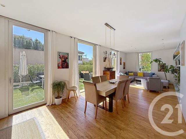 Appartement Duplex &agrave; vendre - 6 pi&egrave;ces - 131,63 m2 - Antibes - 06 - PROVENCE-ALPES-COTE-D-AZUR