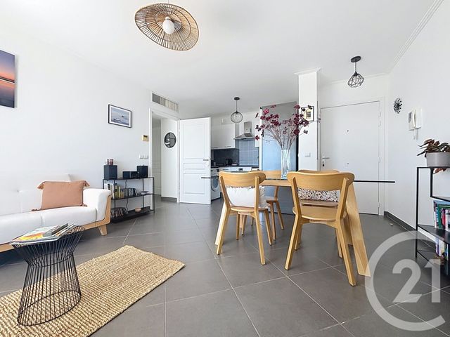Appartement F2 &agrave; vendre - 2 pi&egrave;ces - 41,40 m2 - Antibes - 06 - PROVENCE-ALPES-COTE-D-AZUR