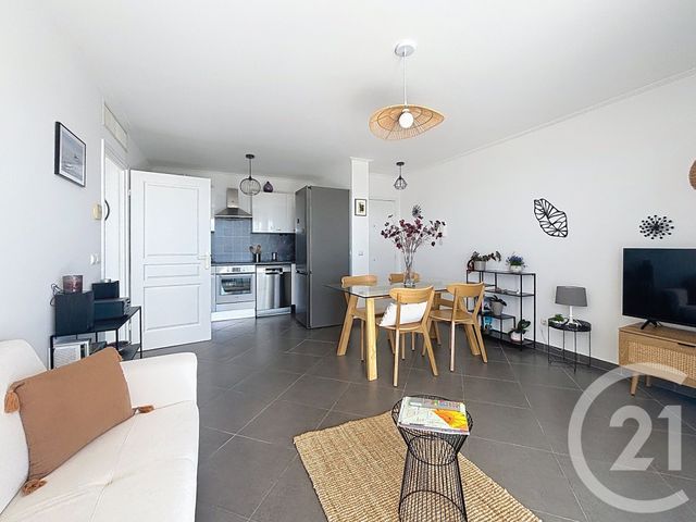 Appartement F2 &agrave; vendre - 2 pi&egrave;ces - 41,40 m2 - Antibes - 06 - PROVENCE-ALPES-COTE-D-AZUR