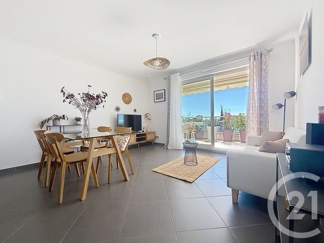 Appartement F2 &agrave; vendre - 2 pi&egrave;ces - 41,40 m2 - Antibes - 06 - PROVENCE-ALPES-COTE-D-AZUR