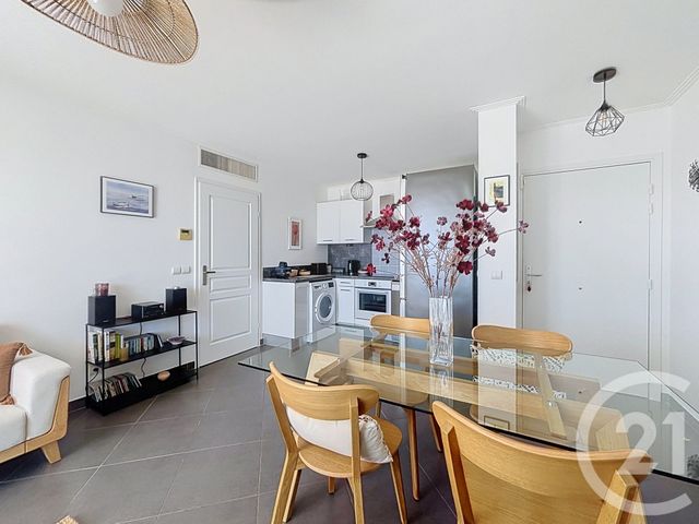 Appartement F2 &agrave; vendre - 2 pi&egrave;ces - 41,40 m2 - Antibes - 06 - PROVENCE-ALPES-COTE-D-AZUR