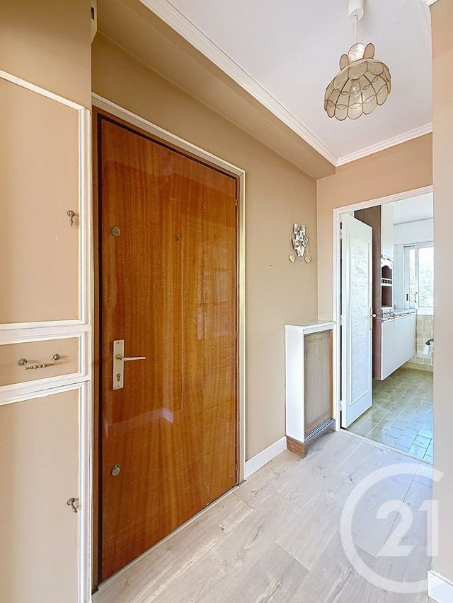Appartement F3 &agrave; vendre - 3 pi&egrave;ces - 61,13 m2 - Antibes - 06 - PROVENCE-ALPES-COTE-D-AZUR