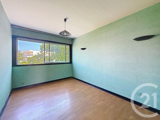 Appartement F3 &agrave; vendre - 3 pi&egrave;ces - 61,13 m2 - Antibes - 06 - PROVENCE-ALPES-COTE-D-AZUR
