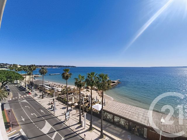 Appartement Studio &agrave; louer - 1 pi&egrave;ce - 35,99 m2 - Juan Les Pins - 06 - PROVENCE-ALPES-COTE-D-AZUR