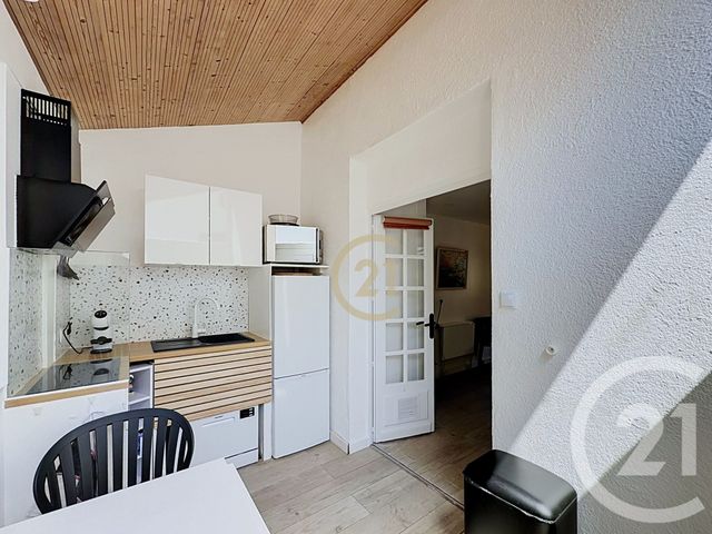 Appartement F1 &agrave; louer - 1 pi&egrave;ce - 22 m2 - Antibes - 06 - PROVENCE-ALPES-COTE-D-AZUR
