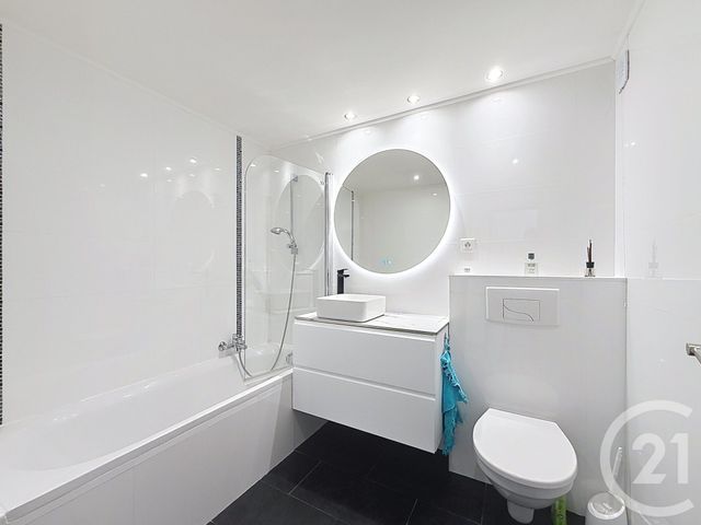 Appartement F3 &agrave; vendre - 3 pi&egrave;ces - 75,76 m2 - Vallauris - 06 - PROVENCE-ALPES-COTE-D-AZUR