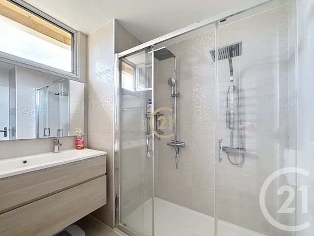 Appartement F2 &agrave; vendre - 3 pi&egrave;ces - 62,14 m2 - Antibes - 06 - PROVENCE-ALPES-COTE-D-AZUR
