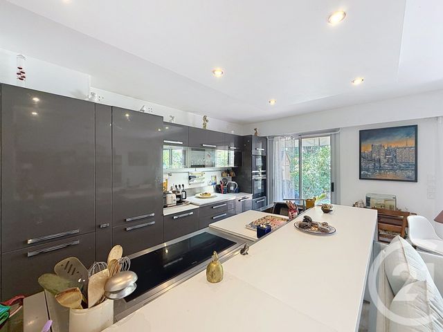 Appartement F3 &agrave; vendre - 3 pi&egrave;ces - 78,36 m2 - Antibes - 06 - PROVENCE-ALPES-COTE-D-AZUR