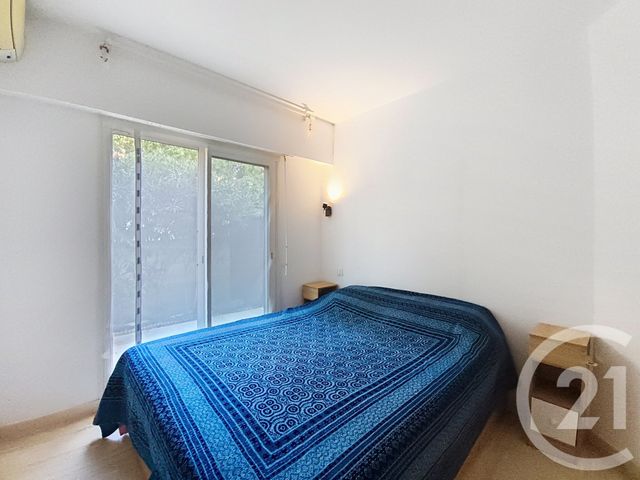 Appartement F3 &agrave; vendre - 3 pi&egrave;ces - 50,40 m2 - Antibes - 06 - PROVENCE-ALPES-COTE-D-AZUR