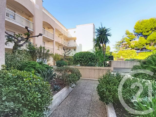 Appartement F3 &agrave; vendre - 3 pi&egrave;ces - 50,40 m2 - Antibes - 06 - PROVENCE-ALPES-COTE-D-AZUR