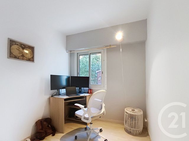 Appartement F3 &agrave; vendre - 3 pi&egrave;ces - 50,40 m2 - Antibes - 06 - PROVENCE-ALPES-COTE-D-AZUR