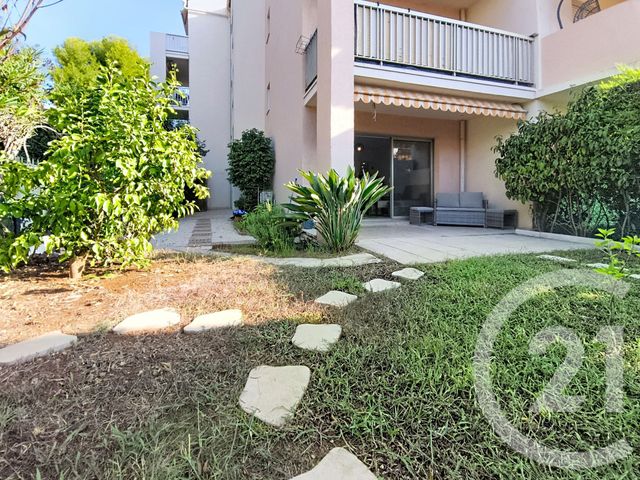 Appartement F3 &agrave; vendre - 3 pi&egrave;ces - 50,40 m2 - Antibes - 06 - PROVENCE-ALPES-COTE-D-AZUR