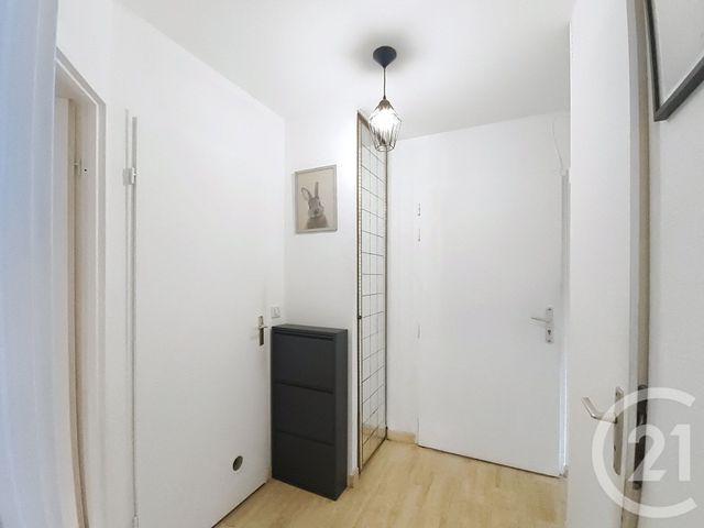Appartement F3 &agrave; vendre - 3 pi&egrave;ces - 50,40 m2 - Antibes - 06 - PROVENCE-ALPES-COTE-D-AZUR