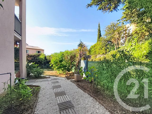 Appartement F3 &agrave; vendre - 3 pi&egrave;ces - 50,40 m2 - Antibes - 06 - PROVENCE-ALPES-COTE-D-AZUR