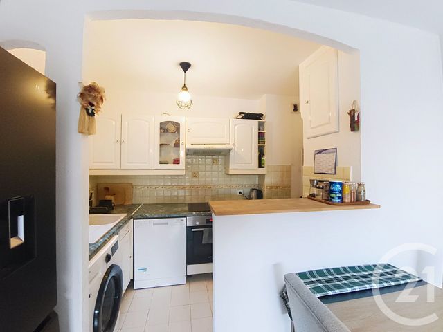 Appartement F3 &agrave; vendre - 3 pi&egrave;ces - 50,40 m2 - Antibes - 06 - PROVENCE-ALPES-COTE-D-AZUR