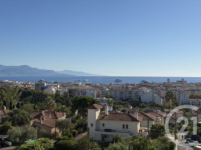 Appartement &agrave; vendre - 4 pi&egrave;ces - 135,79 m2 - Antibes - 06 - PROVENCE-ALPES-COTE-D-AZUR