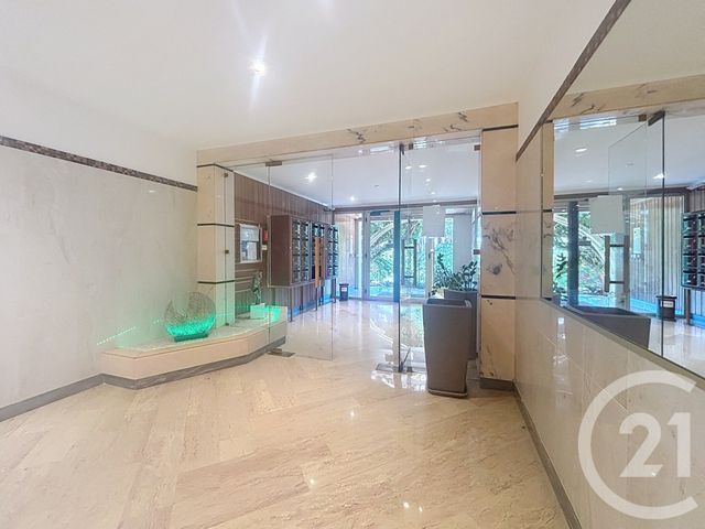 Appartement &agrave; vendre - 4 pi&egrave;ces - 135,79 m2 - Antibes - 06 - PROVENCE-ALPES-COTE-D-AZUR