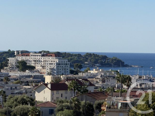 Appartement &agrave; vendre - 4 pi&egrave;ces - 135,79 m2 - Antibes - 06 - PROVENCE-ALPES-COTE-D-AZUR