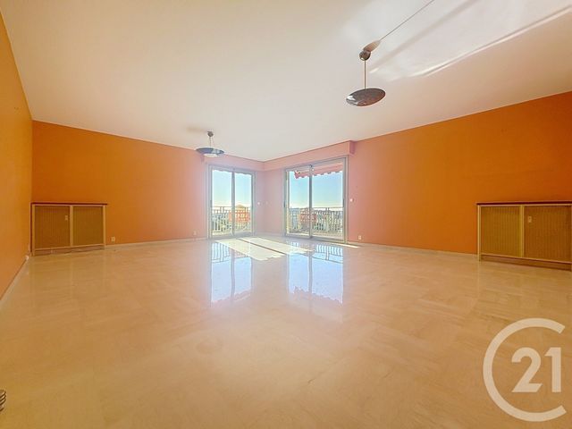 Appartement &agrave; vendre - 4 pi&egrave;ces - 135,79 m2 - Antibes - 06 - PROVENCE-ALPES-COTE-D-AZUR