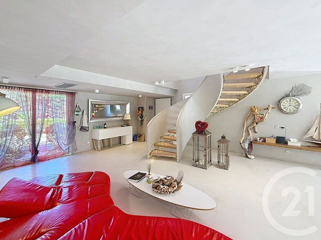 Maison &agrave; vendre - 6 pi&egrave;ces - 240 m2 - Antibes - 06 - PROVENCE-ALPES-COTE-D-AZUR