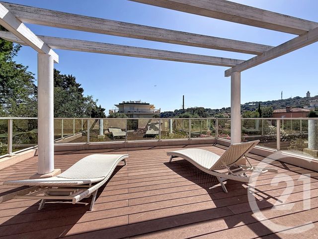 Maison &agrave; vendre - 6 pi&egrave;ces - 240 m2 - Antibes - 06 - PROVENCE-ALPES-COTE-D-AZUR
