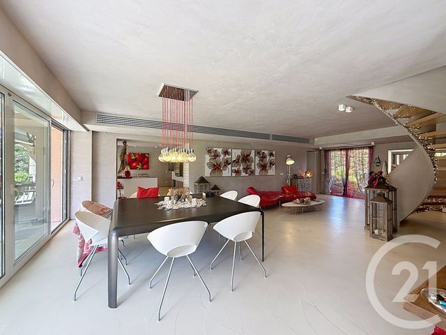 Maison &agrave; vendre - 6 pi&egrave;ces - 240 m2 - Antibes - 06 - PROVENCE-ALPES-COTE-D-AZUR