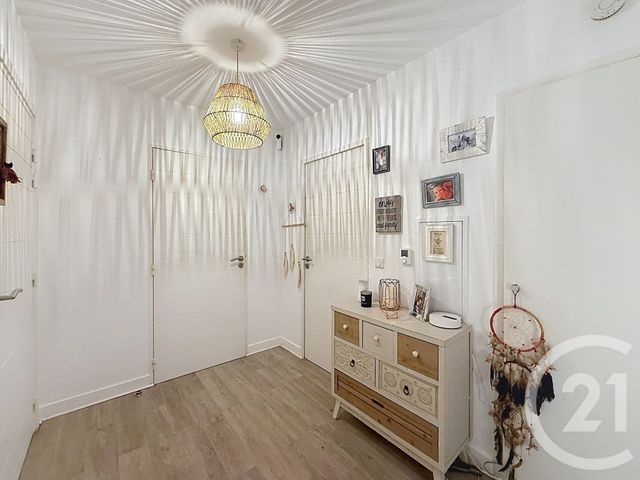 Appartement F3 &agrave; vendre - 3 pi&egrave;ces - 59,70 m2 - Antibes - 06 - PROVENCE-ALPES-COTE-D-AZUR