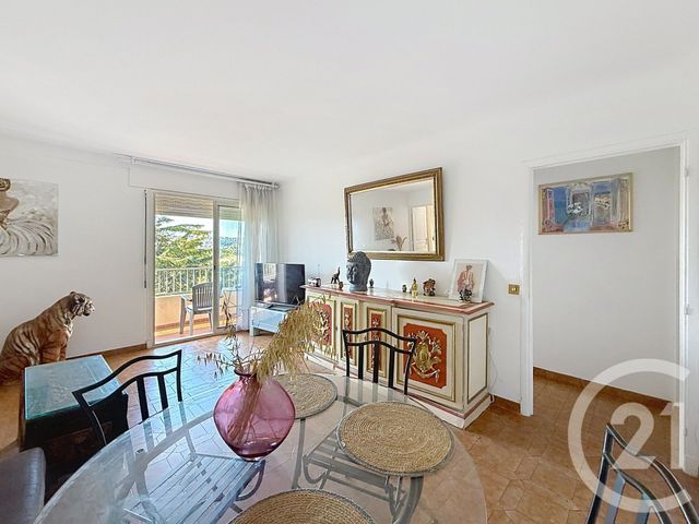 Appartement F3 &agrave; vendre - 3 pi&egrave;ces - 62,56 m2 - Antibes - 06 - PROVENCE-ALPES-COTE-D-AZUR