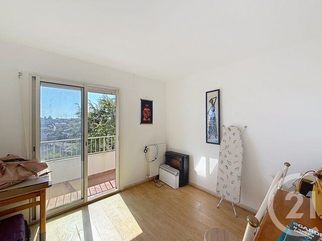 Appartement F3 &agrave; vendre - 3 pi&egrave;ces - 62,56 m2 - Antibes - 06 - PROVENCE-ALPES-COTE-D-AZUR