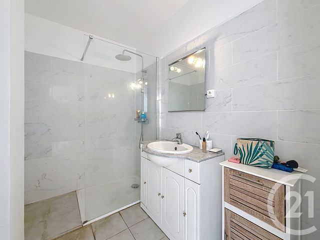Appartement F3 &agrave; vendre - 3 pi&egrave;ces - 62,56 m2 - Antibes - 06 - PROVENCE-ALPES-COTE-D-AZUR