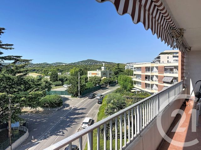 Appartement F3 &agrave; vendre - 3 pi&egrave;ces - 62,56 m2 - Antibes - 06 - PROVENCE-ALPES-COTE-D-AZUR