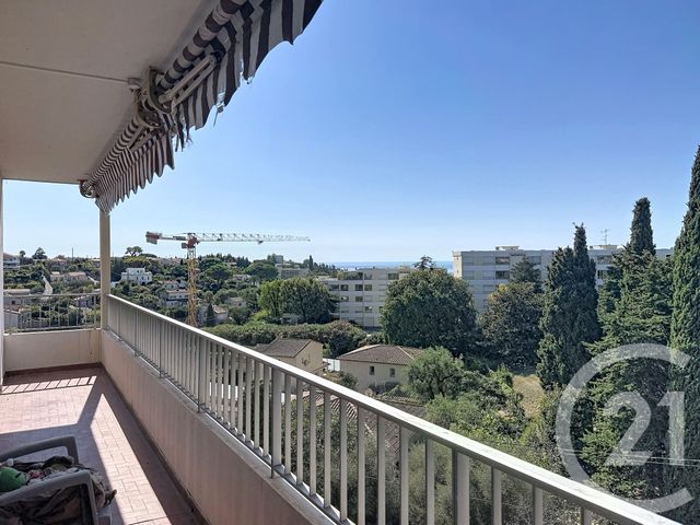 Appartement F3 &agrave; vendre - 3 pi&egrave;ces - 62,56 m2 - Antibes - 06 - PROVENCE-ALPES-COTE-D-AZUR