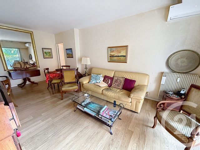 Appartement F4 &agrave; vendre - 4 pi&egrave;ces - 80,05 m2 - Antibes - 06 - PROVENCE-ALPES-COTE-D-AZUR