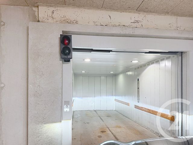 Parking &agrave; vendre - 11,50 m2 - Antibes - 06 - PROVENCE-ALPES-COTE-D-AZUR