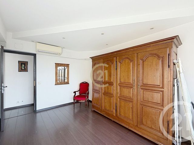 Appartement F3 &agrave; louer - 3 pi&egrave;ces - 73,41 m2 - Antibes - 06 - PROVENCE-ALPES-COTE-D-AZUR