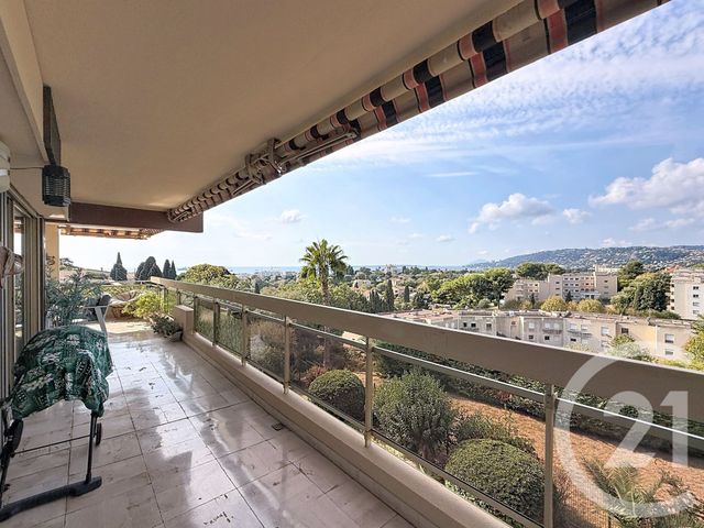 Appartement F4 &agrave; vendre - 4 pi&egrave;ces - 97,35 m2 - Antibes - 06 - PROVENCE-ALPES-COTE-D-AZUR