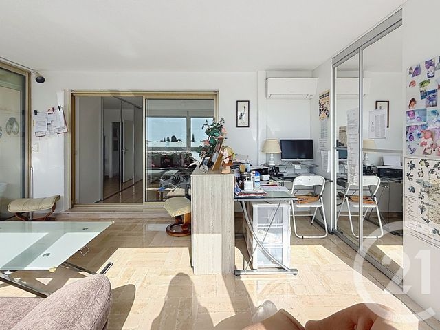 Appartement F4 &agrave; vendre - 4 pi&egrave;ces - 97,35 m2 - Antibes - 06 - PROVENCE-ALPES-COTE-D-AZUR