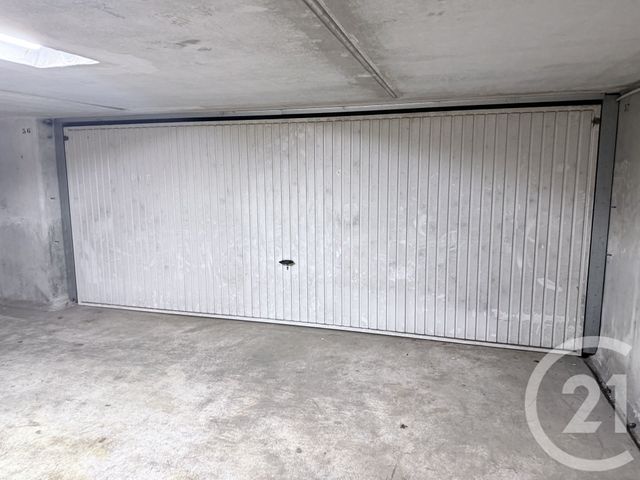 Parking &agrave; vendre - 30 m2 - Juan Les Pins - 06 - PROVENCE-ALPES-COTE-D-AZUR