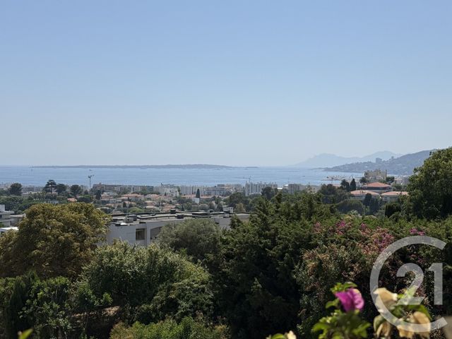 Appartement F3 &agrave; vendre - 3 pi&egrave;ces - 86,52 m2 - Antibes - 06 - PROVENCE-ALPES-COTE-D-AZUR
