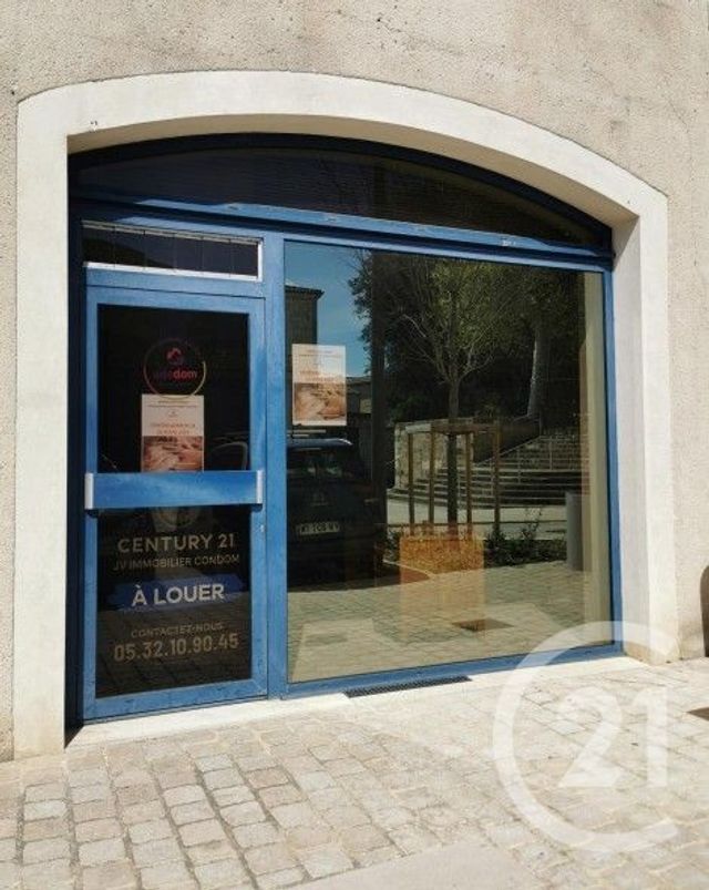 Appartement Local &agrave; louer - 2 pi&egrave;ces - 50,71 m2 - Condom - 32 - MIDI-PYRENEES